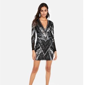 EXPRESS PATTERNED SEQUIN MINI DRESS IN SILVER